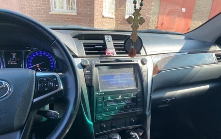 Toyota Camry, 2017 год, 1 730 000 рублей, 7 фотография