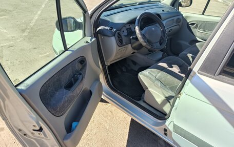 Renault Scenic III, 2000 год, 330 000 рублей, 13 фотография