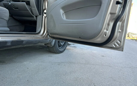 Chevrolet Rezzo, 2008 год, 300 000 рублей, 17 фотография