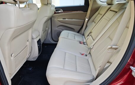 Jeep Grand Cherokee, 2013 год, 2 390 000 рублей, 17 фотография