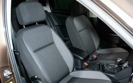 Volkswagen Tiguan II, 2017 год, 2 550 000 рублей, 14 фотография