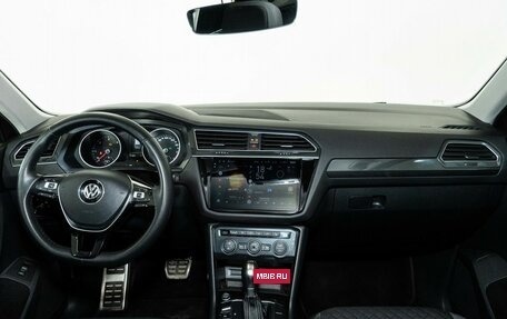 Volkswagen Tiguan II, 2017 год, 2 550 000 рублей, 7 фотография