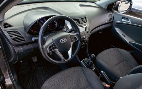 Hyundai Solaris II рестайлинг, 2016 год, 795 000 рублей, 13 фотография