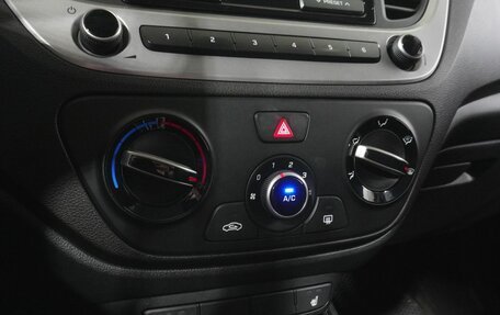 Hyundai Solaris II рестайлинг, 2017 год, 1 348 000 рублей, 12 фотография