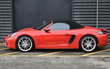 Porsche Boxster, 2017 год, 6 000 000 рублей, 2 фотография