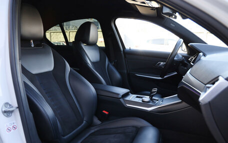 BMW 3 серия, 2019 год, 3 699 000 рублей, 10 фотография