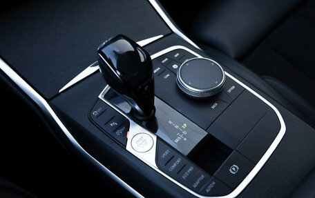 BMW 3 серия, 2019 год, 3 699 000 рублей, 13 фотография