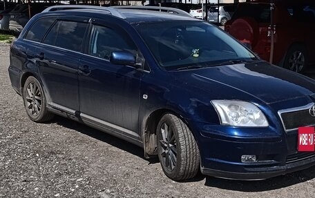 Toyota Avensis III рестайлинг, 2005 год, 850 000 рублей, 5 фотография