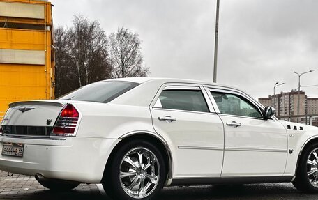 Chrysler 300C II, 2007 год, 2 100 000 рублей, 6 фотография