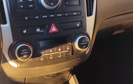 KIA cee'd I рестайлинг, 2010 год, 730 000 рублей, 17 фотография