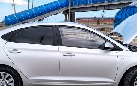 Hyundai Solaris II рестайлинг, 2022 год, 1 680 000 рублей, 9 фотография