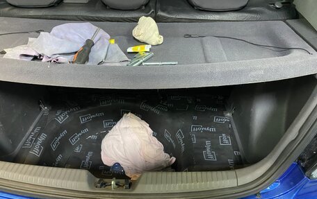 KIA Rio II, 2010 год, 900 000 рублей, 18 фотография