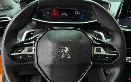 Peugeot 2008 II, 2022 год, 1 900 000 рублей, 9 фотография