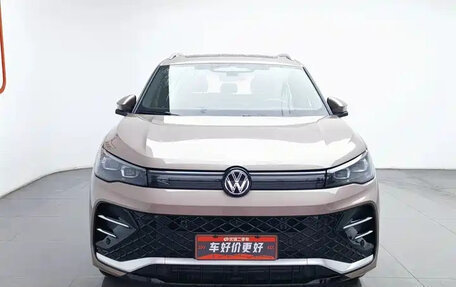 Volkswagen Tiguan, 2026 год, 2 фотография
