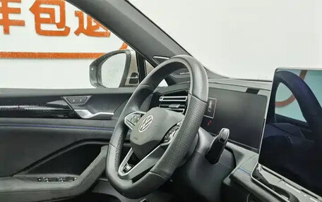 Volkswagen Tiguan, 2026 год, 12 фотография