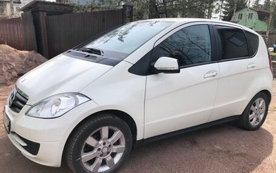 Mercedes-Benz A-Класс, 2011 год, 749 000 рублей, 1 фотография