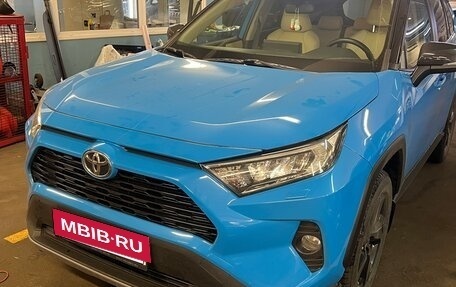 Toyota RAV4, 2019 год, 3 850 000 рублей, 12 фотография