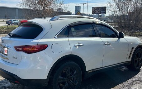 Infiniti FX II, 2010 год, 1 580 000 рублей, 2 фотография