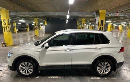 Volkswagen Tiguan II, 2017 год, 2 400 000 рублей, 6 фотография
