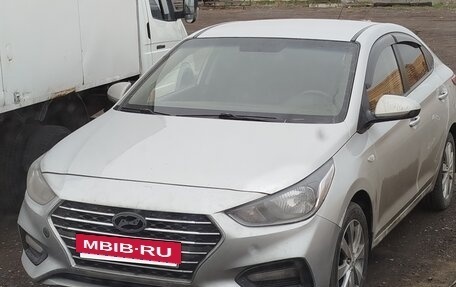 Hyundai Solaris II рестайлинг, 2019 год, 850 000 рублей, 4 фотография