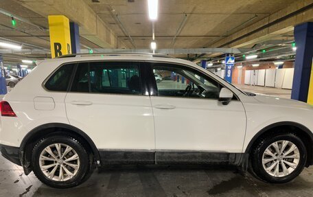 Volkswagen Tiguan II, 2017 год, 2 400 000 рублей, 7 фотография