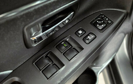 Mitsubishi ASX I рестайлинг, 2013 год, 1 250 000 рублей, 14 фотография