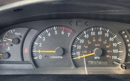 Toyota Tundra II, 2003 год, 2 000 000 рублей, 8 фотография