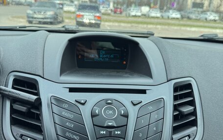 Ford Fiesta, 2016 год, 780 000 рублей, 10 фотография