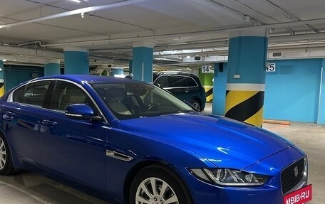 Jaguar XE I рестайлинг, 2016 год, 1 850 000 рублей, 5 фотография