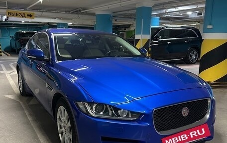 Jaguar XE I рестайлинг, 2016 год, 1 850 000 рублей, 4 фотография