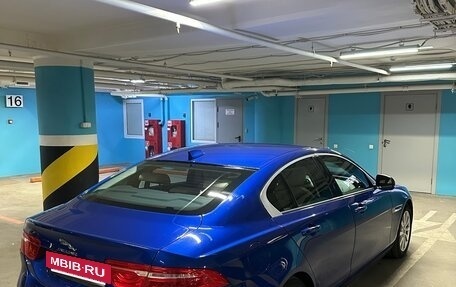 Jaguar XE I рестайлинг, 2016 год, 1 850 000 рублей, 10 фотография