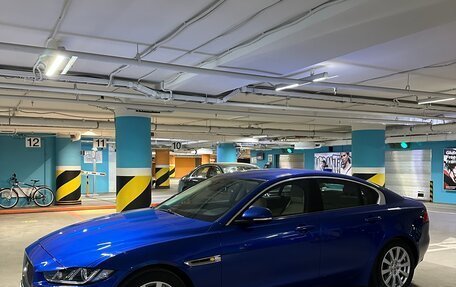 Jaguar XE I рестайлинг, 2016 год, 1 850 000 рублей, 19 фотография