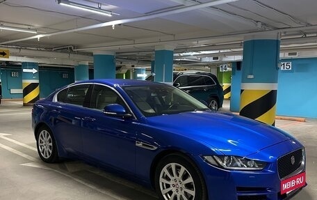 Jaguar XE I рестайлинг, 2016 год, 1 850 000 рублей, 6 фотография