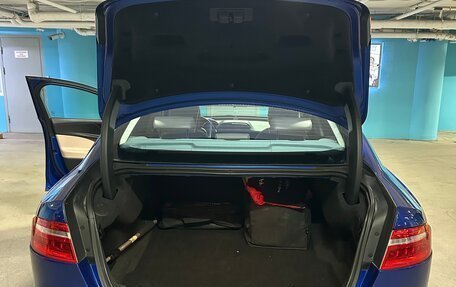 Jaguar XE I рестайлинг, 2016 год, 1 850 000 рублей, 39 фотография