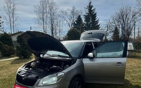 Skoda Fabia II, 2011 год, 650 000 рублей, 9 фотография