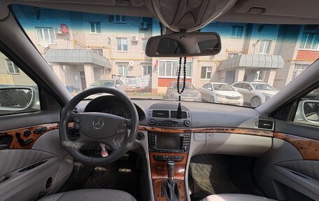 Mercedes-Benz E-Класс, 2007 год, 980 000 рублей, 11 фотография