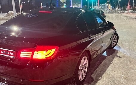 BMW 5 серия, 2012 год, 1 350 000 рублей, 11 фотография