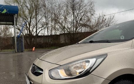 Hyundai Solaris II рестайлинг, 2012 год, 680 000 рублей, 3 фотография