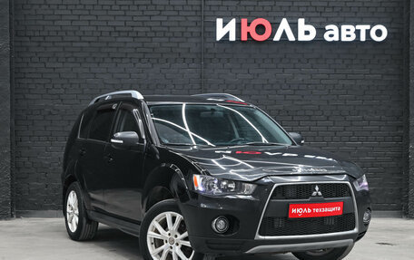 Mitsubishi Outlander III рестайлинг 3, 2009 год, 1 080 000 рублей, 3 фотография