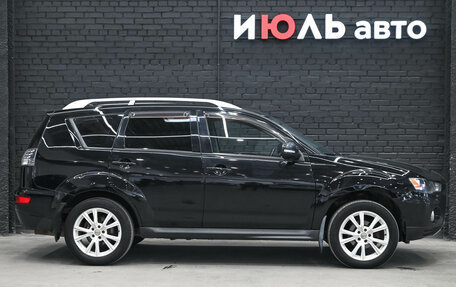 Mitsubishi Outlander III рестайлинг 3, 2009 год, 1 080 000 рублей, 8 фотография