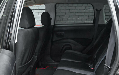 Mitsubishi Outlander III рестайлинг 3, 2009 год, 1 080 000 рублей, 11 фотография