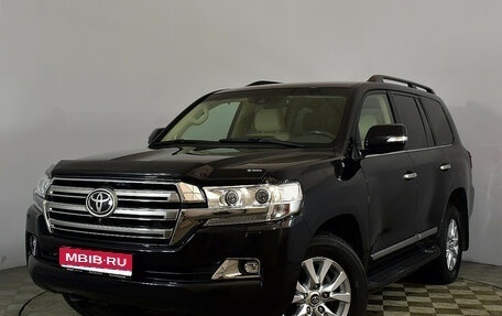 Toyota Land Cruiser 200, 2015 год, 4 800 000 рублей, 1 фотография