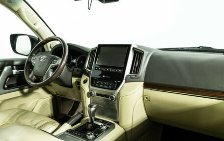 Toyota Land Cruiser 200, 2015 год, 4 800 000 рублей, 25 фотография