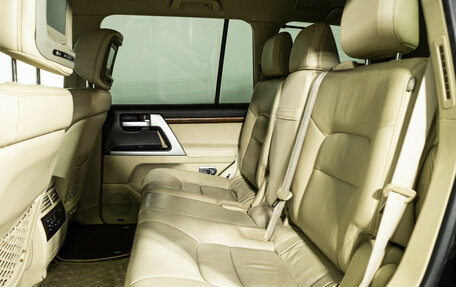 Toyota Land Cruiser 200, 2015 год, 4 800 000 рублей, 28 фотография