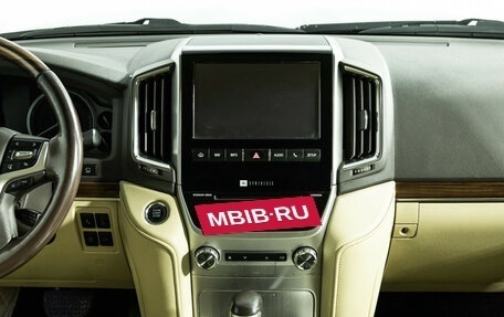 Toyota Land Cruiser 200, 2015 год, 4 800 000 рублей, 39 фотография