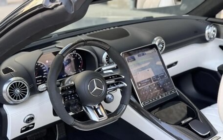 Mercedes-Benz SL-Класс AMG, 2022 год, 20 000 000 рублей, 24 фотография