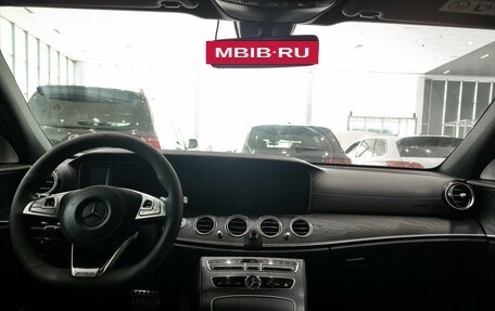 Mercedes-Benz E-Класс, 2018 год, 3 260 000 рублей, 16 фотография