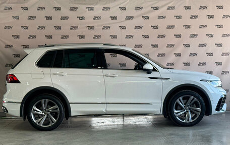 Volkswagen Tiguan II, 2021 год, 3 750 000 рублей, 4 фотография