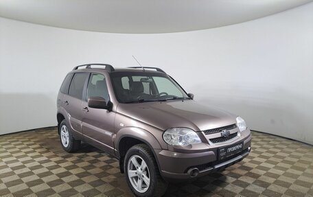 Chevrolet Niva I рестайлинг, 2015 год, 570 000 рублей, 3 фотография