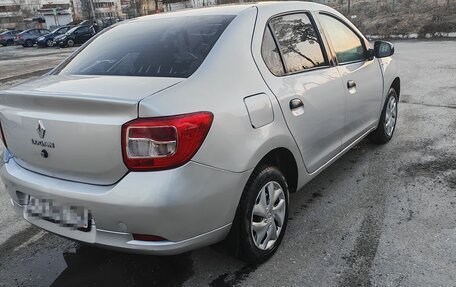 Renault Logan II, 2018 год, 335 000 рублей, 3 фотография